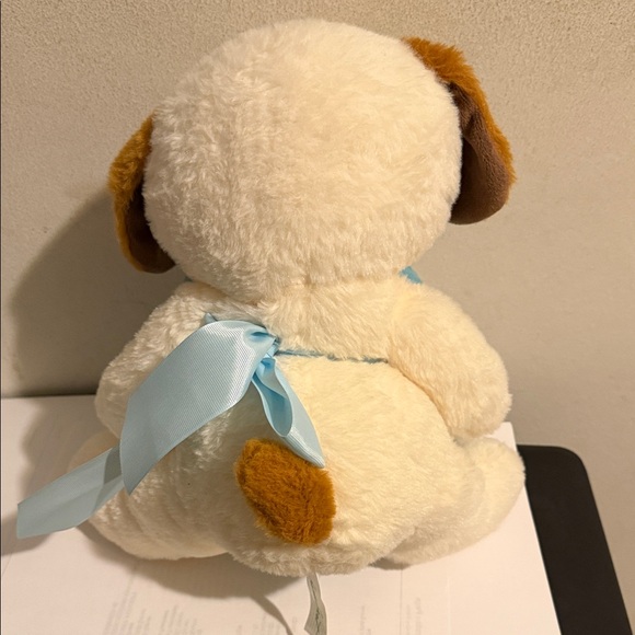 Plush Dog with Blue Throw Set - Picture 4 of 4